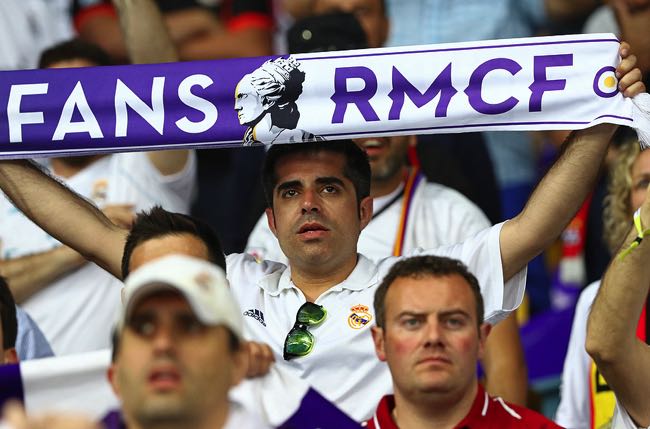 Real Madrid fans looking worried