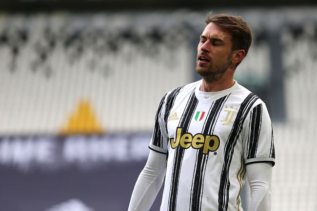 Aaron Ramsey of Juventus looking worried
